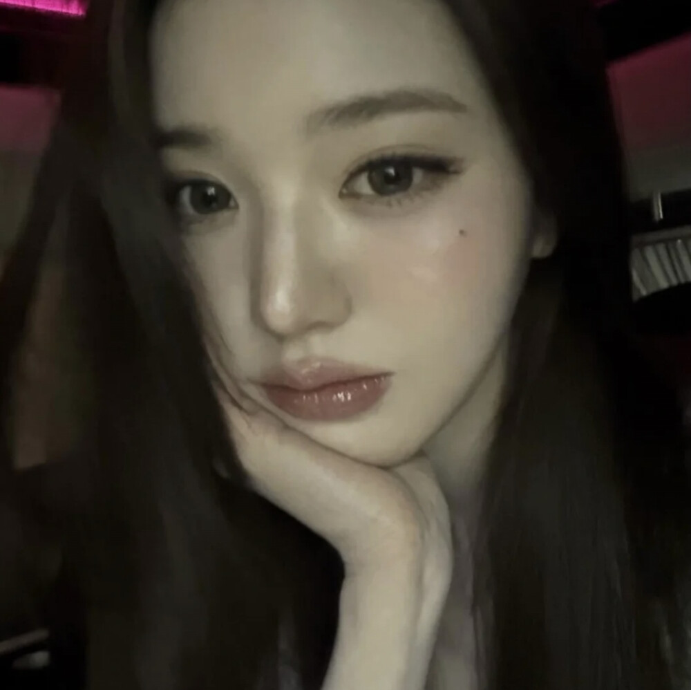 世界在元英脚下