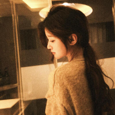 ❤️星星贩卖所❤️＃生命力女生头像 ​​​＃Wechat氛围感女头＃夏日头像＃自由感＃自然系＃蝴蝶女孩头像＃艺术感头像＃胶片感头像＃复古＃棕色系