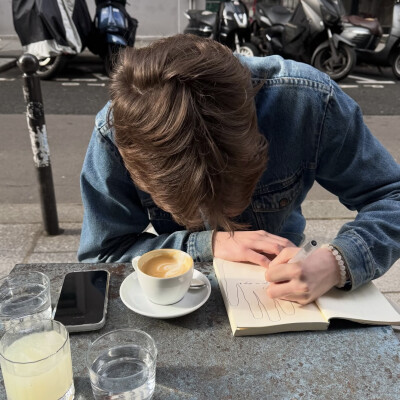 头像丨男头 某天我遇到一个用心待我的人