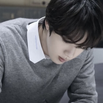 我弥赛亚上瘾了...seokjin