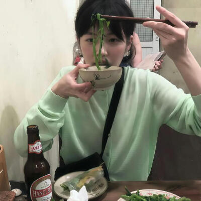 ❤️星星贩卖所❤️＃生命力女生头像 ​​​＃Wechat氛围感女头＃夏日头像＃自由感＃自然系＃蝴蝶女孩头像＃艺术感头像＃胶片感头像＃复古＃棕色系