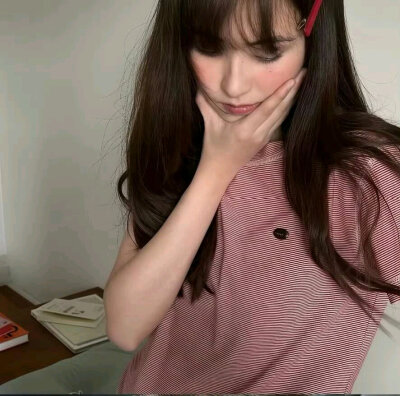 ❤️星星贩卖所❤️＃生命力女生头像 ​​​＃Wechat氛围感女头＃夏日头像＃自由感＃自然系＃蝴蝶女孩头像＃艺术感头像＃胶片感头像＃复古＃棕色系