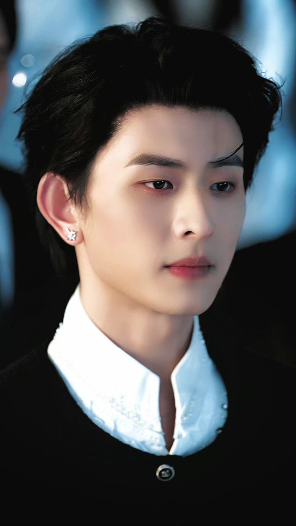 陈添祥/十八岁太奶奶驾到之重整家族荣耀