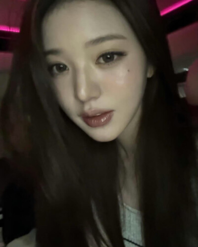张元英