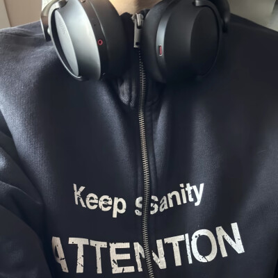 头像丨男头 我根本不需要过年我只需要假期