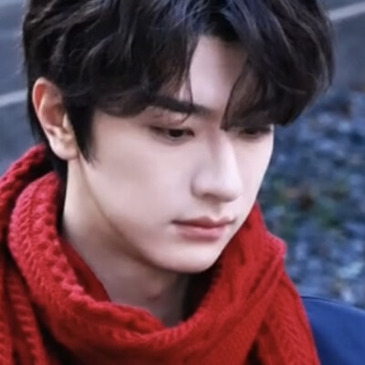 期待一个折月亮