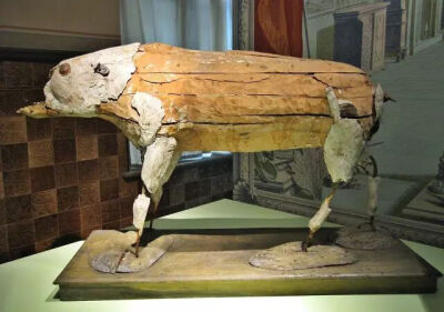 ▲“士兵王”九岁时猎获的野猪（标本，1721年）
现藏于柏林自然博物馆
