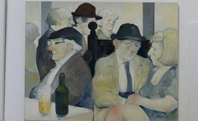 这位老人名叫Eric Tucke（埃里克·塔克），从20岁开始画画，去世时享年86岁，他默默地画了60多年的画，直到关节炎的痛苦让他  不得不放下手中的笔。