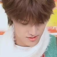 让我为你抹干眼泪吧，这么久以来辛苦你了，坚持着走到这里坚持着没有放弃，宝宝，这个世界并不完美，可是你依然坚强努力地生活着，谢谢你为自己的坚持。其实偶尔停下来哭一下没有关系喔，如果你愿意，可以在我这里尽…