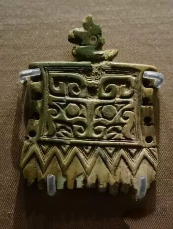 商代  骨梳
中国社会科学院考古研究所藏
