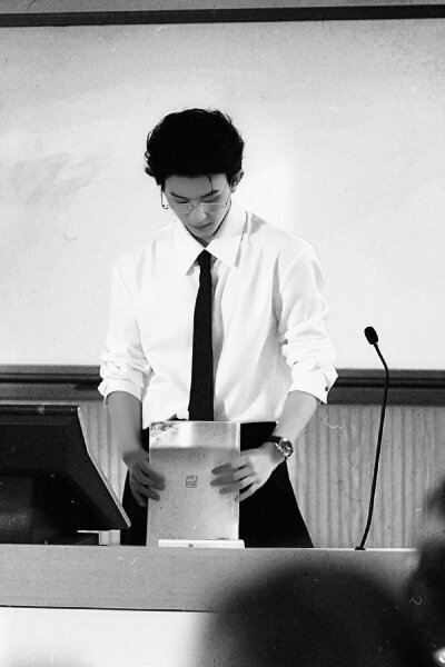 陈添祥/十八岁太奶奶驾到之重整家族荣耀