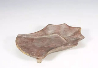 唐代  风字红丝砚
观复博物馆藏
