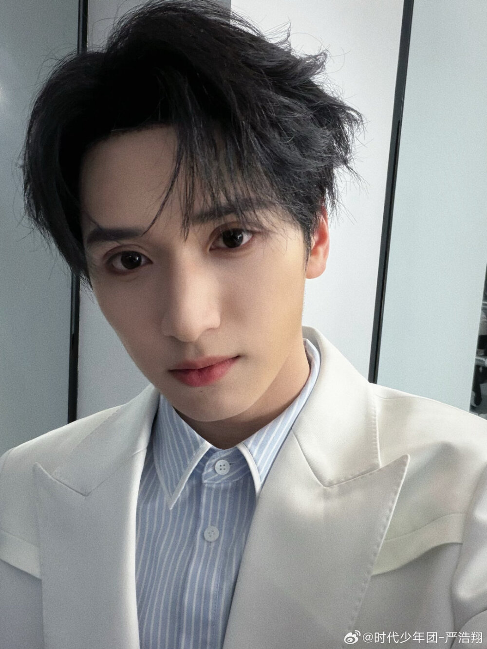 严浩翔