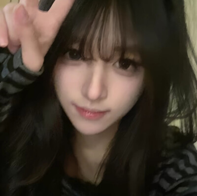 os她真的喜欢黏人的我吗？