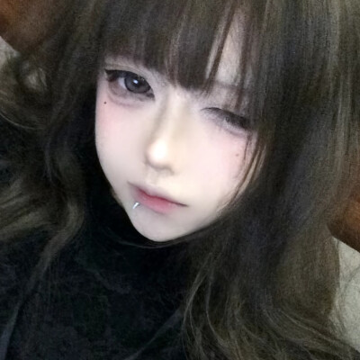 os她真的喜欢黏人的我吗？