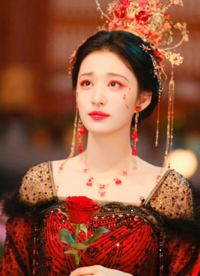 王楚然/成何体统