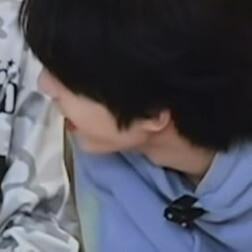 最近的头像呢，截的我非常无奈