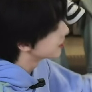 最近的头像呢，截的我非常无奈