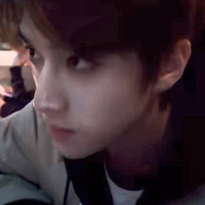 总以为谜一般难懂的我