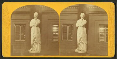 美国国会大厦1874年的大厅留影中，《沉思者》雕塑恢弘而静谧