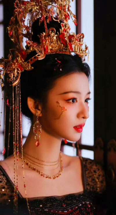 王楚然｜成何体统｜虞晚音