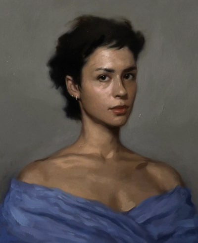 加布里埃尔·J·刘易斯（英国伦敦）是一位将传统精细写实与现代视觉语言完美融合的年轻画家。他不仅技艺扎实，还勇于在古典题材中注入个人表达与当代张力，他以精细肖像与历史题材重构见长。加布里埃尔擅长古典写实的…