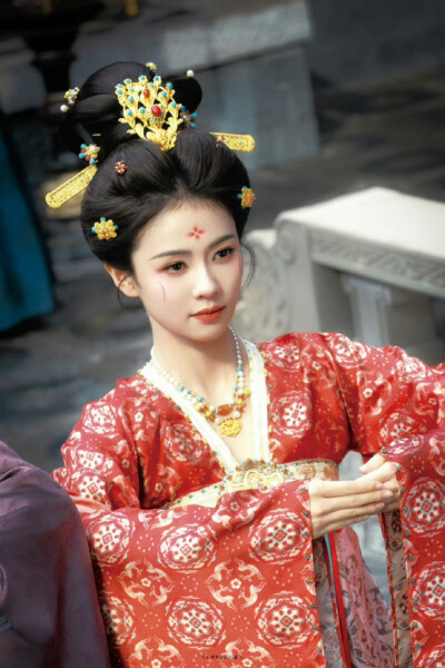 《唐宫奇案》白鹿x李佩仪 . ​​​