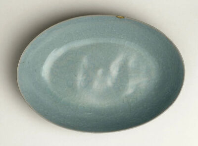 北宋 汝窑椭圆小洗
大英博物馆藏 （原大维德基金会藏）
