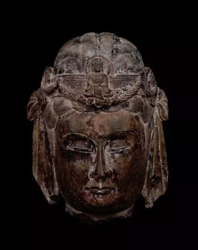 五代 观世音菩萨头像
上海观复博物馆藏
