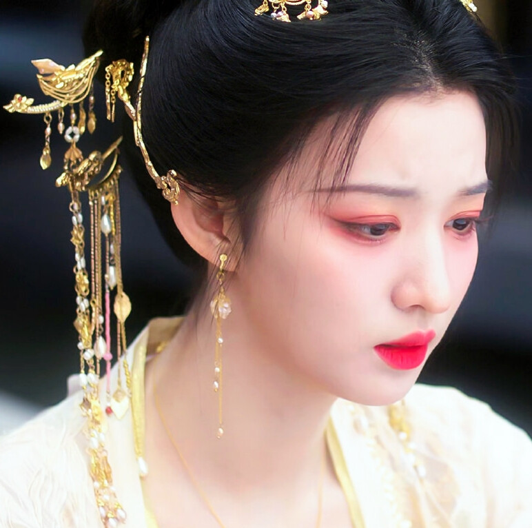 王楚然｜成何体统｜虞晚音