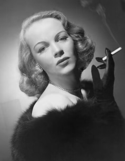 玛丽亚·里瓦
玛琳·黛德丽的女儿