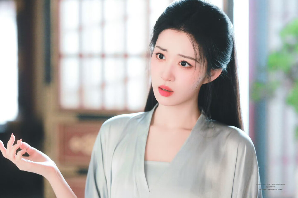 - 王楚然/ 庾晚音 。
#剧集成何体统# ​​​