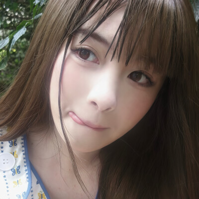 我默记这段路的苦楚 无非步步错步步悟 ​​​