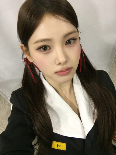 babydontcry yihyun曺彝晛