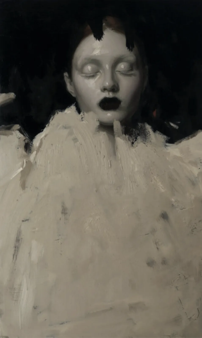 安东尼·J·莫罗是一位美国当代具象画家，以细腻而富有心理深度的人物绘画受到关注。他的创作建立在扎实的写实基础之上，同时融入对情绪氛围与当代审美的思考，使作品兼具传统技法与现代感受。莫罗的作品多以人物肖像…