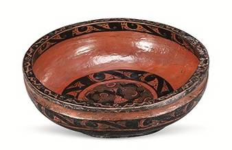 西汉  彩绘云凤纹漆盂 
湖北省博物馆藏
