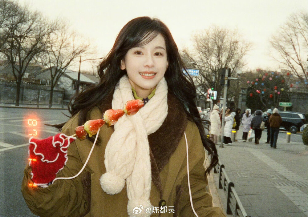 陈都灵