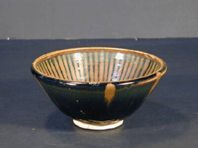 元代  磁州窑铁锈花线条碗 
观复博物馆藏
