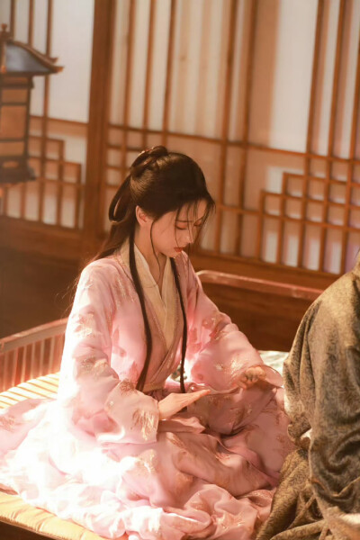 江湖夜雨十年灯