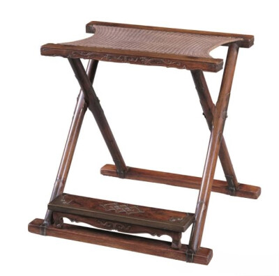 明晚期  黄花梨卷草纹马扎
观复博物馆藏
