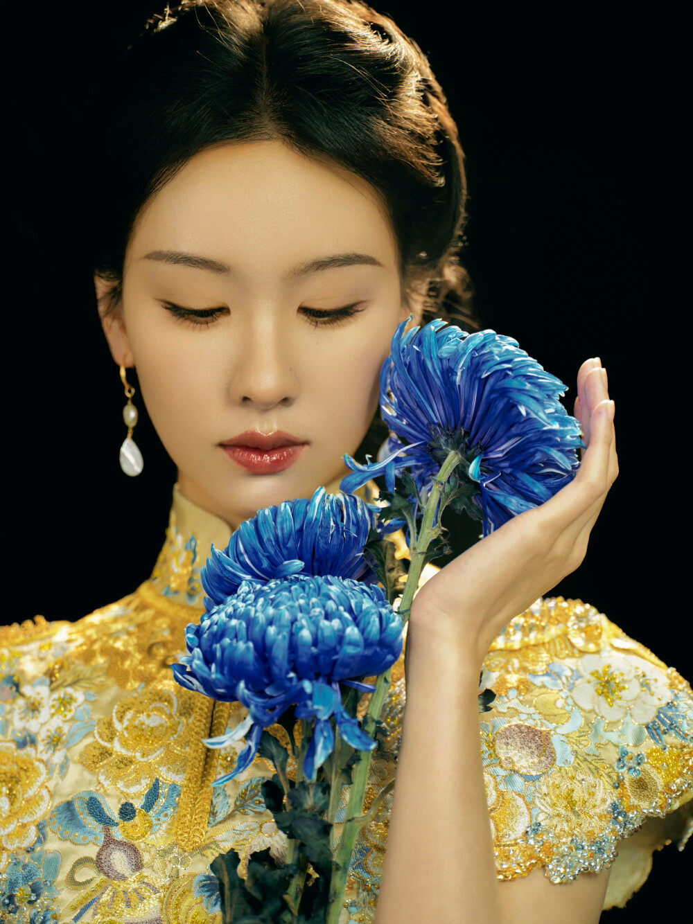 陈都灵