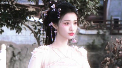 - 王楚然/ 庾晚音 。
#剧集成何体统# ​​​