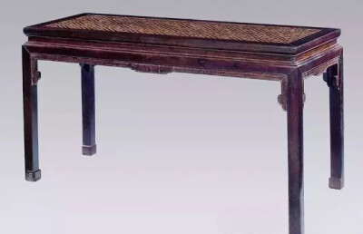 清雍正  紫檀万字锦地拼面书桌
观复博物馆藏
