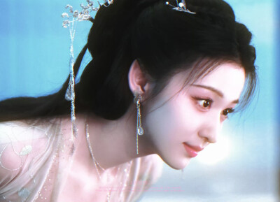 - 王楚然/ 庾晚音 。
#剧集成何体统# ​​​