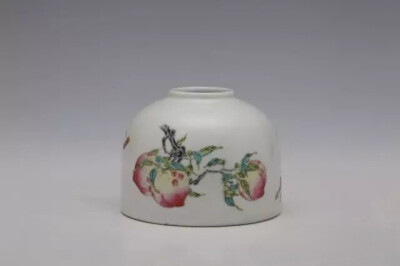 清乾隆 粉彩 “连中三元”纹水盂 
观复博物馆藏
