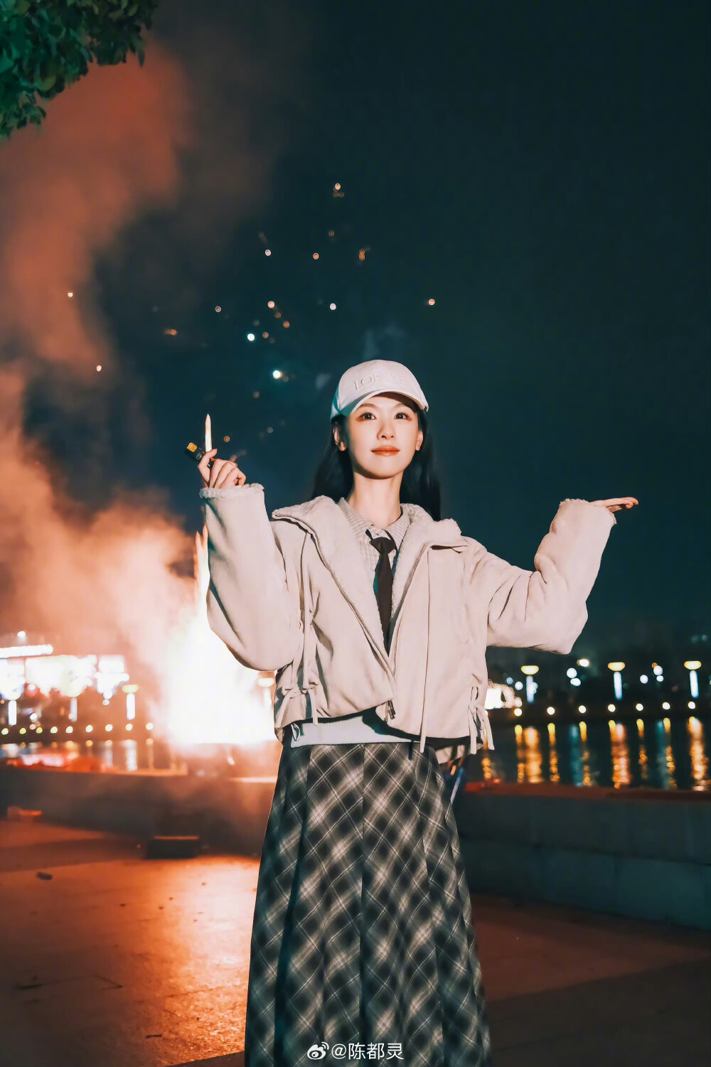 陈都灵