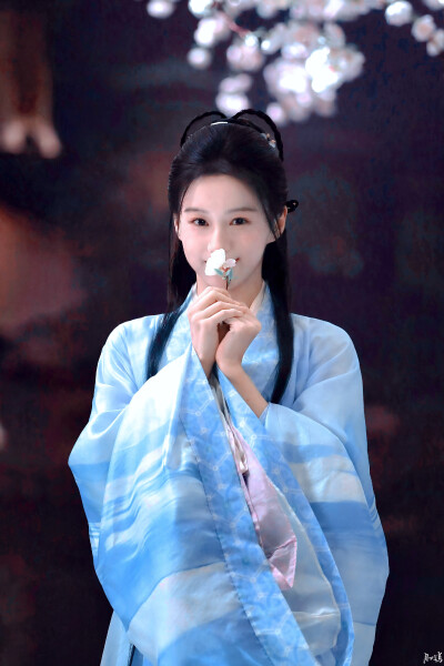 江湖夜雨十年灯 