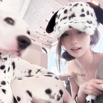 女头
二传头像注明出处