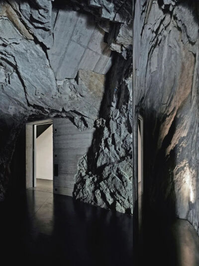 苏施美术馆内部 ©Muzeum Susch，Art Stations Foundation CH，摄影：Nina Baisch