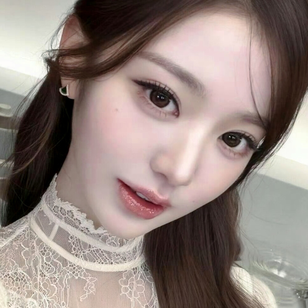 张元英